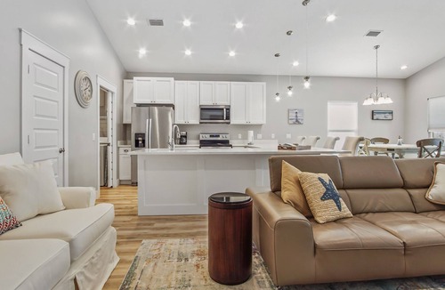 Laguna Beach Estates House | "GONE COASTAL'"JUST STEPS TO SUGAR WHITE SANDS AND EMERALD WATERS