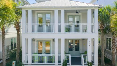 Rosemary Beach House | Good Day Sunshine by AvantStay Sleeps 16 Pool Private Beach Access