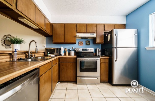 Emerald Waters Village House | GOOD TIMES AND TAN LINES 0.6 miles away from beach