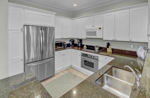 Beach District Apartment | Gorgeous 2BR WaterColor Condo 6 WaterColor Blvd #203 Steps to Beach Club condo