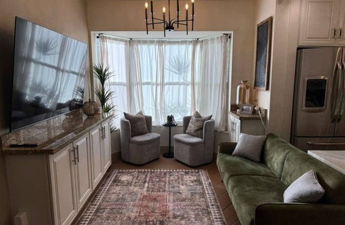 Miami Shores Apartment | Gorgeous 3-bedroom apartment with AC in vibrant Miami