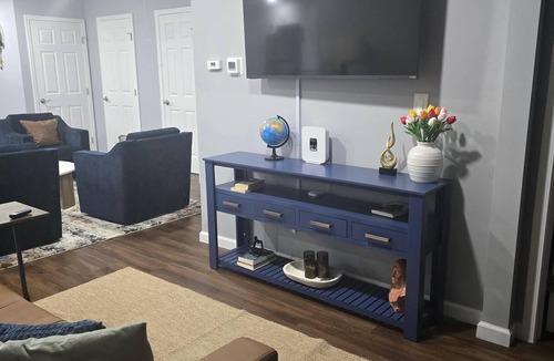 Atlanta House | Gorgeous 4-bedroom house with AC in vibrant Atlanta Escape to a stylish.