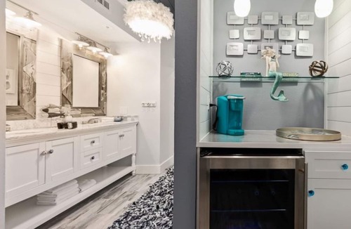 Crystal Beach Condo | GORGEOUS, TOTALLY RENOVATED CONDO ON BEACH.GREAT VIEWS, WATCH THE WORLD GO BY!