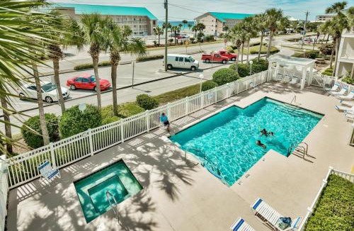 Crystal Beach Apartment | Grand Caribbean East 305