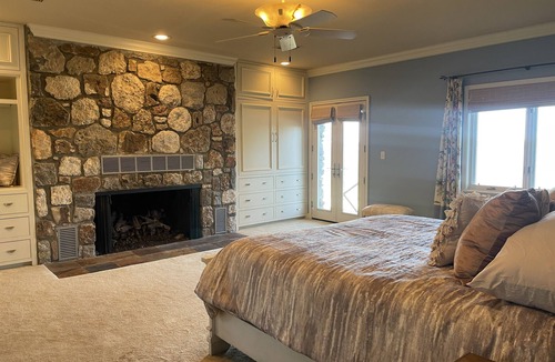 Dennis Resort | Grand Lake @ Stony Point Gated Resort - The Lodge, Lakehouse and 4 Cabins