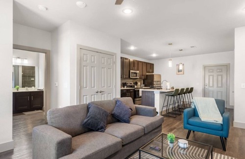 Grand Prairie Apartment | Grand Prairie 1BR | IKEA, Epic Waters, Bass Pro