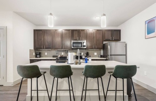 Grand Prairie Apartment | Grand Prairie 1BR | IKEA, Epic Waters, Bass Pro