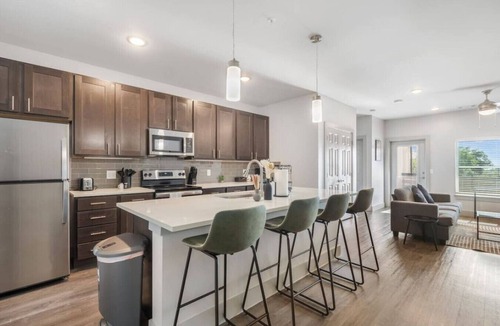 Grand Prairie Apartment | Grand Prairie 1BR | IKEA, Epic Waters, Bass Pro