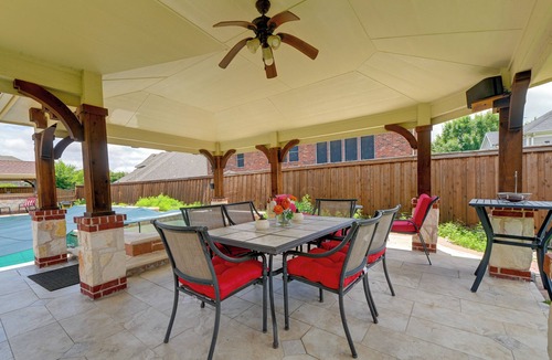 Tarrant County Apartment | Grand Prairie Hub Near Lake & Med Center!
