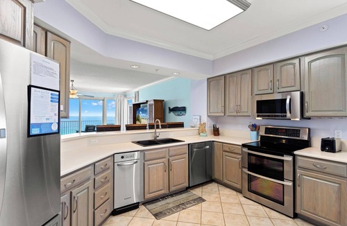 Bel Air Condo | Grande Surf Club