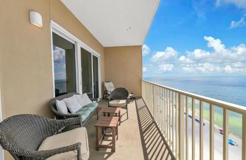 Long Beach Apartment | Grandview East 1503