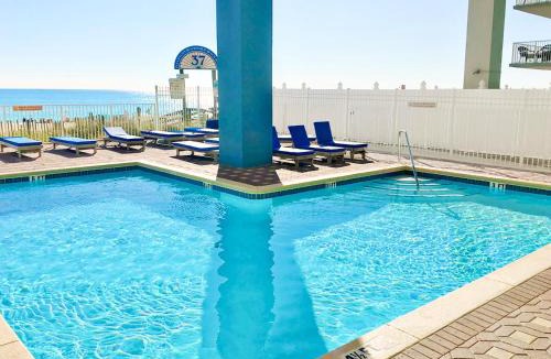 Long Beach Apartment | Grandview East 1503