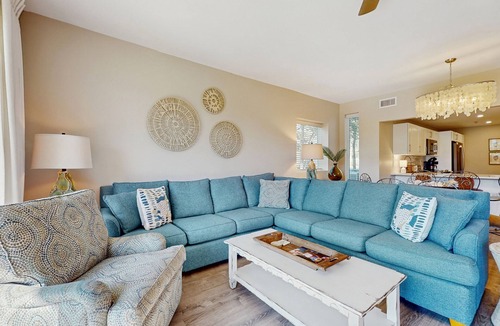 Rosemary Beach Condo | Great condo just steps from the Gulf waters with hot tub, pool & pickleball