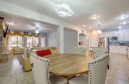 Allen House | Great for Gatherings! Stylish Allen Home w/Patio