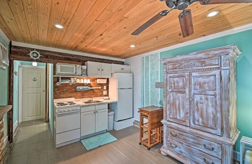 Warrington Apartment | Great Hot Tub Studio size Bungalow for two