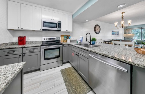 Panama City Beach Condo | ⛵Great Location-Balcony-Edgewater Golf Villa 1409⛵