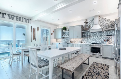 Laguna Beach Estates House | "Great White" Great Family Vacation! Beachfront + Private Pool