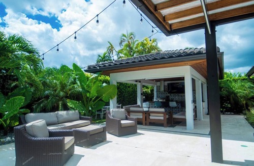 Kendale Lakes House | Greenview Villa/Luxury Heated Pool Home Golf View