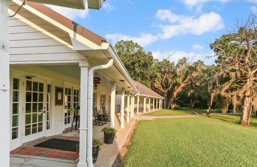 Weyanoke Bed & Breakfast | Greenwood Plantation B&B Inn