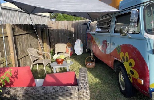 Inlet Beach Heights House | Groovy Scooby Bus