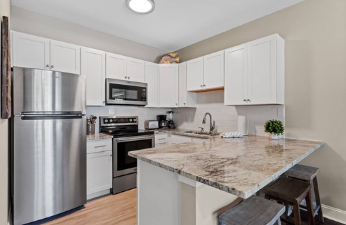 Crystal Beach Condo | Ground Floor | Gulf View | Walk to Beach from Patio | Pool | Hot Tub