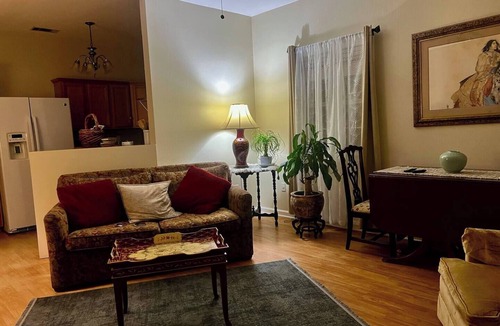 Mandeville House | Guest House - Cressy House B&B