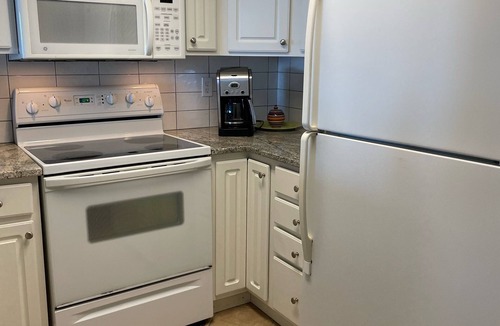Ono Island Condo | GULF FRONT! 2BR, 2BA CONDO IN PERDIDO KEY!