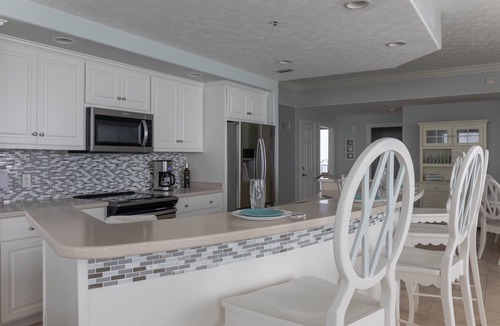 Thomas Drive Condo | Gulf Front 3 Bedroom; Wrap around balcony w/spectac Gulf Views; Newly Renovated