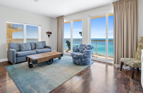 Bahama Beach Condo | Gulf-Front Corner Unit! Incredible Views - Walk to Pier Park - Free Golf Daily