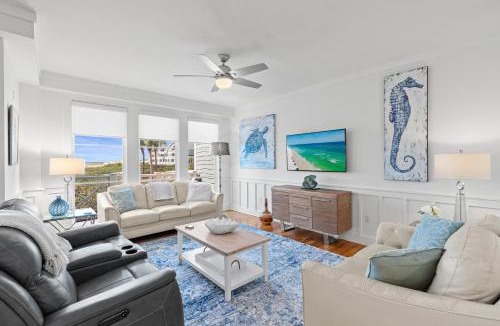WaterSound Beach House | Gulf Front- Large Pool- Watersound on 30A