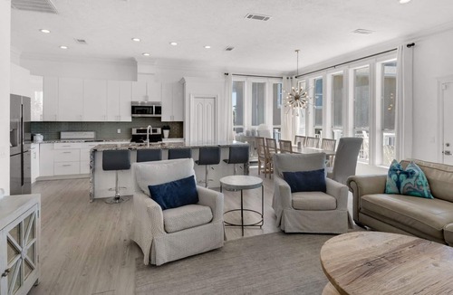 Seacrest House | Gulf-Front, Pool, Stunning Gulf Views, Beach Setup + Free Attraction Tickets!