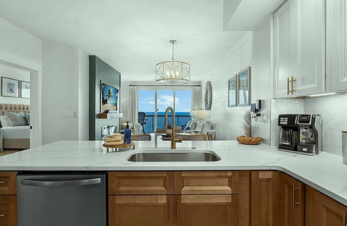 Miramar Beach Condo | GULF FRONT | Remodeled, Upscale 2 King Suites+Private Full BR | Beach Chair Svc!