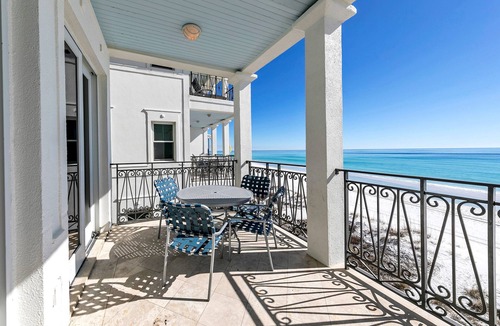 Delos House | Gulf Front Townhome in Frangista Beach with Splash Pool Overlooking the Beach!