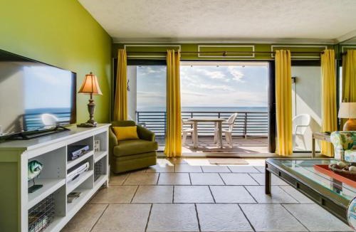 Silver Sands Beach Apartment | Gulf Gate 208