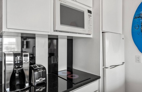 Gulf Place Condo | Gulf Place Studio-30a! Beach View, Pool-Hot Tub, Balcony, Tennis, Pickle Ball