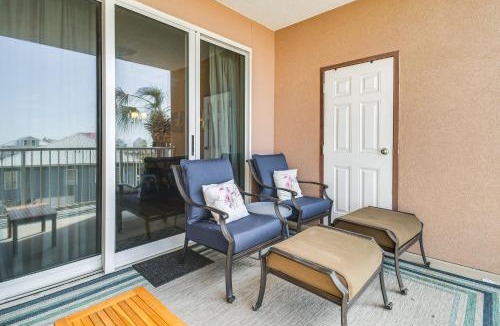 Fort Morgan House | Gulf Shores Condo w/Balcony: 2 Mi to Fort Morgan!
