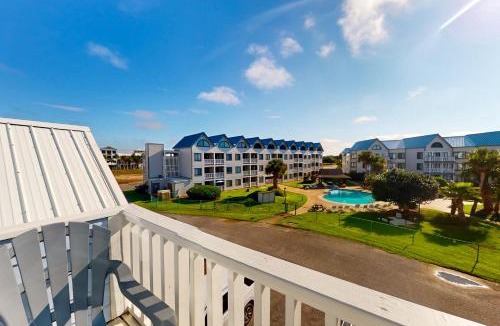 Fort Morgan House | Gulf Shores Plantation- Beach Cottage #4 Sweet Water Beach Retreat