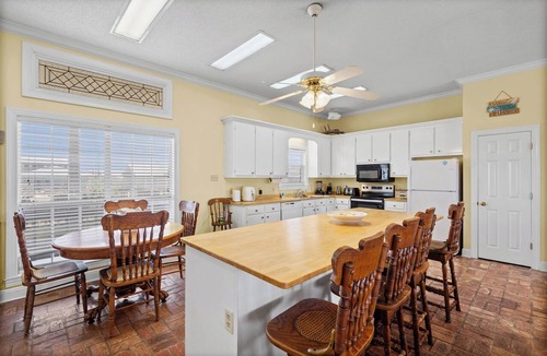 Silver Cay House | Gulf View Canal Front Home, Steps to St. Stephen’s Gulf Beach
