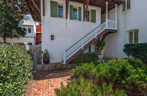 Rosemary Beach Cottage | Gulf View! Cozy Creole Pied-a-Terre-Newly Refurbished