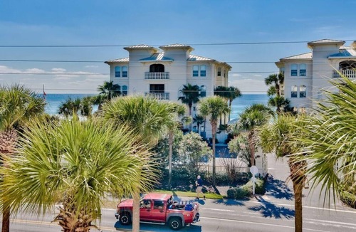Gulf Place Apartment | Gulf View, Heated* Pool, Steps to Beach and Events - Auria’s Cove at the Inn at Gulf Place 30A