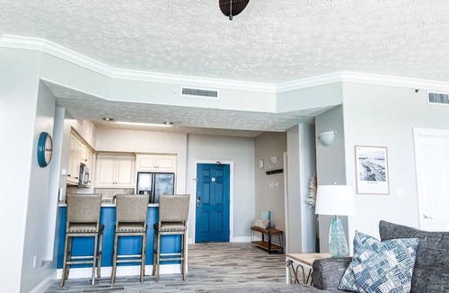 Thomas Drive Condo | GulfCrest 2 BDRM - Spectacular Balc Views of the Gulf; Free Beach Chair Service