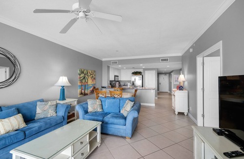 Long Beach Condo | GulfFRONT~Beach Access~Heated Pool/Grill~3BR Grandview East 502