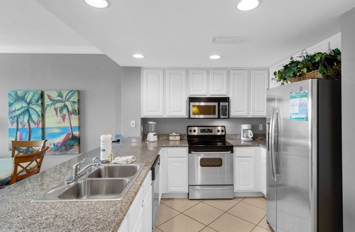 Long Beach Condo | GulfFRONT~Beach Access~Heated Pool/Grill~3BR Grandview East 502