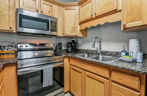 Gulfport House | Gulfport/Biloxi 3Bed/3Bath Townhome CLOSE TO BEACH 85