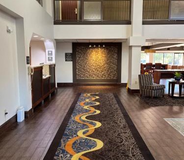 Bessemer Hotel | Hamilton Inn Birmingham-Bessemer