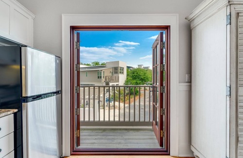 Rosemary Beach House | Hammock Carriage House - Right Next to the Town Center and Two Pools!