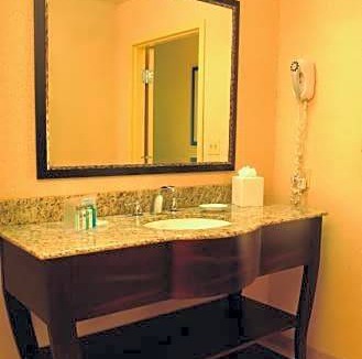 Mansura Hotel | Hampton Inn and Suites Marksville