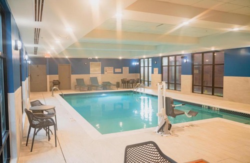 Gonzales Hotel | Hampton Inn Gonzales