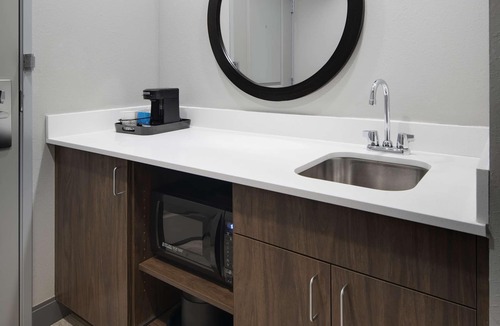 D'Iberville Hotel | Hampton Inn & Suites D'Iberville Biloxi