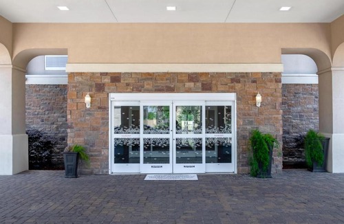 Harvey Hotel | Hampton Inn & Suites Harvey New Orleans Westbank